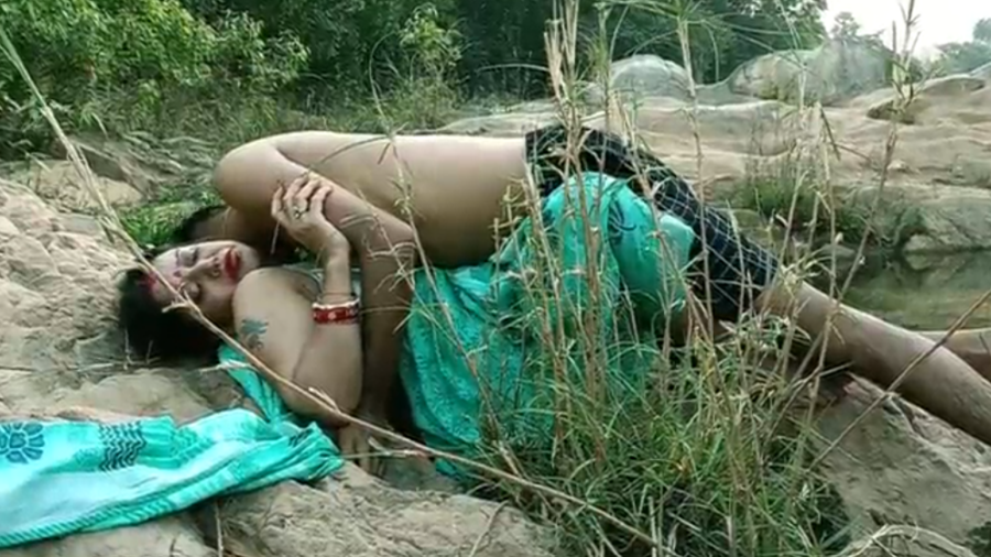 Hindi Desi 18 years Girl Fucking by His Boyfriend, Hindi Sex New Clip